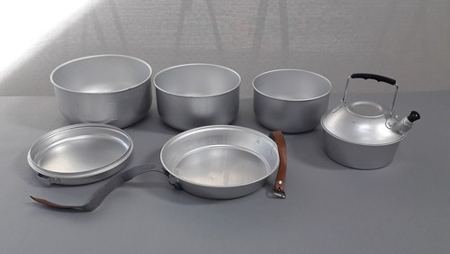 Leicht gebraucht modern - gebraucht,
