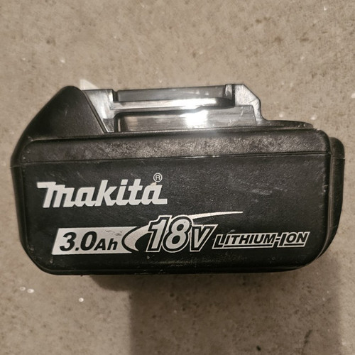Makita bl1830b 0 ah - bl1830b, v