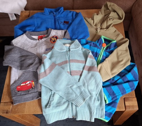 Verschiedene strickjacken - verschiedene,