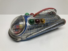 Antikes Blechspielzeug Modern