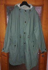 Gina Benotti, Regenjacke