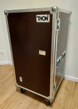 THON Rack 20HE Auf Schwerlastrollen mit Bremse