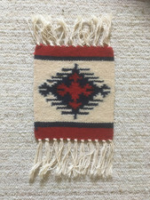 Handgewebter Flachgewerbe Tischteppich, Kelim mit geometrischem Muster & Fransen