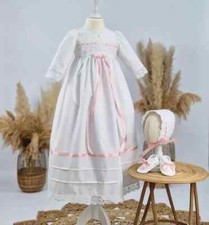 Taufkleid mit Mütze und