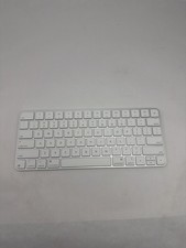 Apple Magic Keyboard Bluetooth