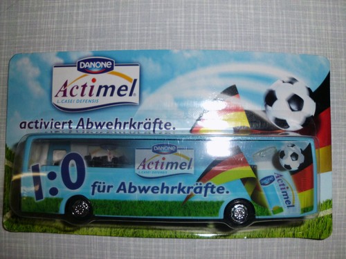 Werbetruck sammeltruck danone - sammeltruck,