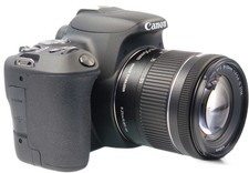 Canon EOS 200D mit 18-55mm IS