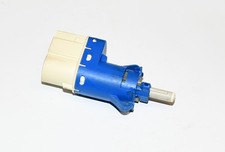 Schalter Taster  Drehzahlbegrenzer AA6T-9C872-A Fiesta VI Original Ford 