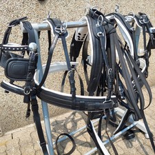 Top  Leder Zweispänner  Geschirr  Größe Pony Anatomisch    Schwarz/weiß 