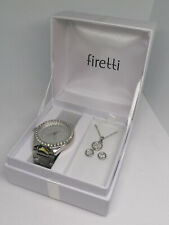 Firetti Quarzuhr »TLA-91304-Set«, (Set, 5-tlg., Uhr mit 2 Ohrsteckern und Kette 