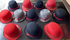 Sammlung alter Hüte Fasching Karneval Hut Kopf