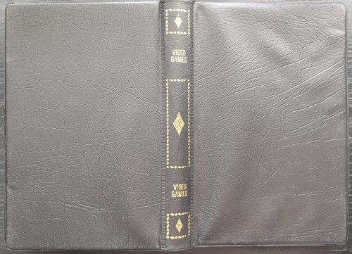 Vhs style universal game case - style,
