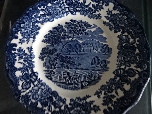 Royal worcester palissy - ♛,