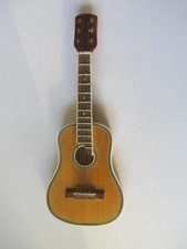 5 Miniatur- Modelle- ?  Musikinstrumente DDR