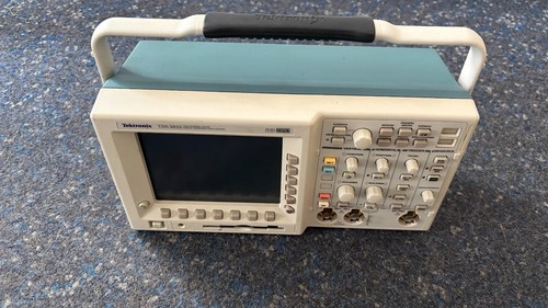 Tektronix tds 3032 - 300, 2.5