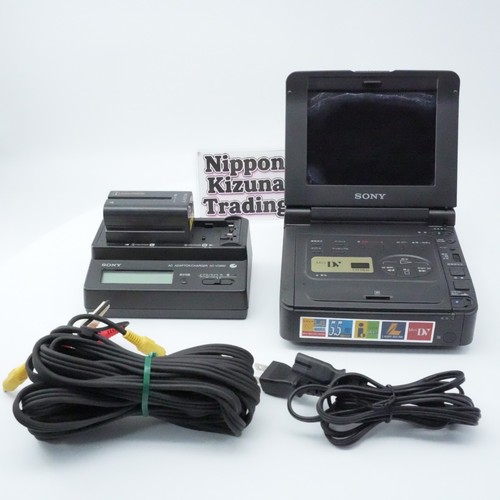 Sony d900 video walkman - sony, gv-d900