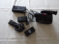 Grundig Videokamera mit Akkus