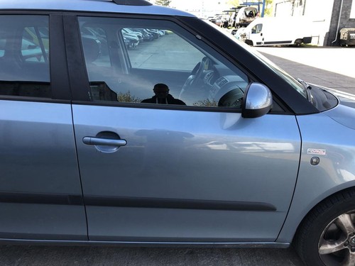 Skoda fabia typ 5j tür - 2,