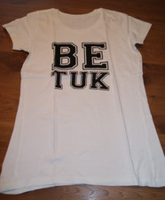 ? weißes BE TUK  T-Shirt Größe müsste XS sein?‍♀️