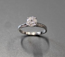 EXKLUSIVER SOLITÄRRING  MIT