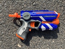 Nerf N-Strike Elite Firestrike Blaster von Hasbro.