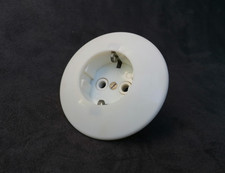 DDR Steckdose Unterputz mit Schutzkontakt weiss Kunststoff retro