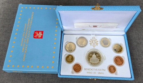Vatikan 2012 euro kms pp - 3,88,