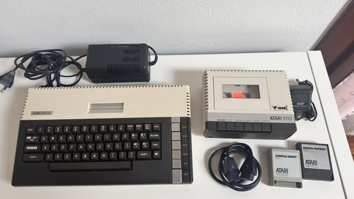 Computer atari 800xl - computer,