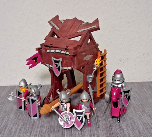 PLAYMOBIL