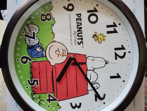 Peanuts snoopy charlie brown - &,