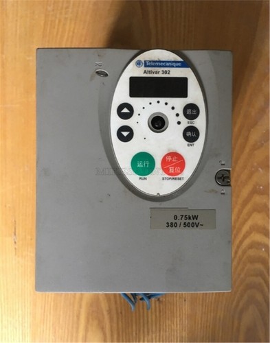 1pc used schneider - 1pc,