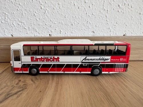 Mannschaftsbus eintracht - mannschaftsbus,