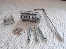 Fender Squier Stratocaster Tremolo - komplett + Zubehör - Chrom