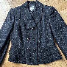 kleiner schwarzer Blazer von