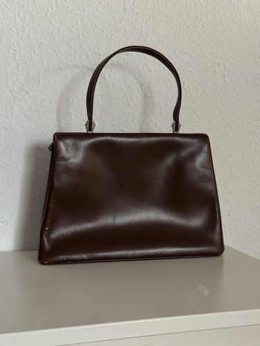 Handgefertigte braune