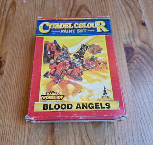 Blood angels citadel - angels, colour