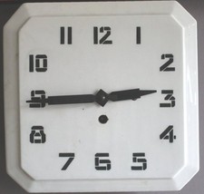 Bauhaus Wanduhr  HBMC FRANCE