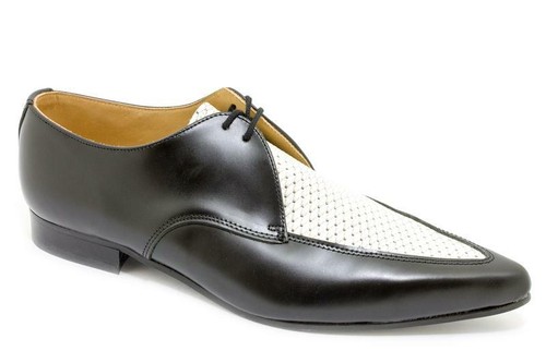 Face eye winklepicker black - 2,