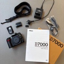 Nikon D7000 Digital SLR camera