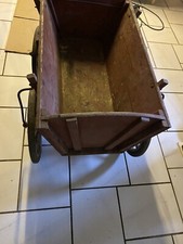 alter Handwagen  / Holzwagen
