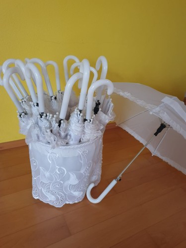 Rüschenschirm weiß
