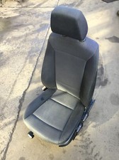 12076 Sitz links vorne