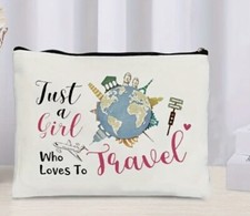 Schminktasche ""Nur ein Mädchen, das lebt, um zu reisen"" Urlaub, Reisen, ideales Geschenk,