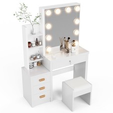 Schminktisch mit spiegel und