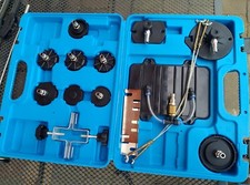 Adapter Set 11 tlg. für Druckluft Bremsenentlüfter Bremsenentlüftungsgerät E20