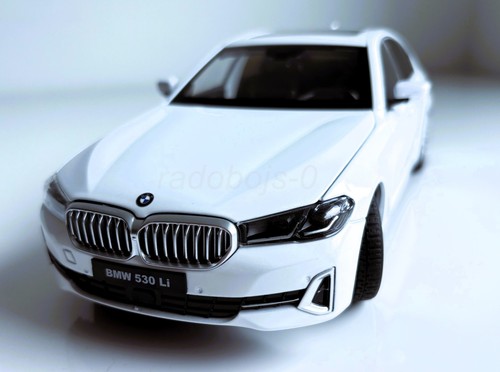 Bmw 530i g30 - 1:18, box