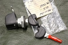 Schloss Schlosssatz 299676 für Topcase Vespa GTS GTV LX ET2 ET4 Primavera Sprint