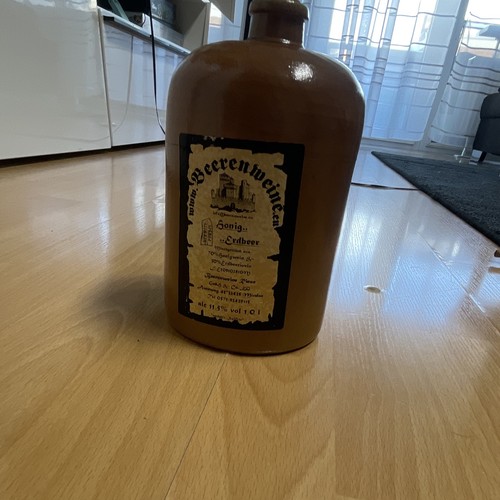 Beerenweine honig erdbeer met - beerenweine, honig-erdbeer
