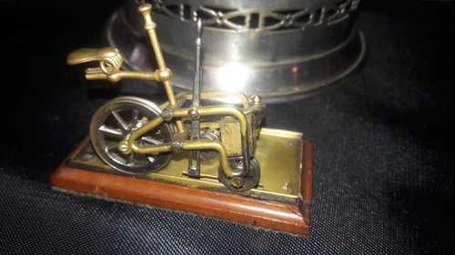 Antikes modell einer draisine - modell,