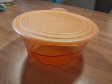 Eleganzia Salatschüssel Servierschüssel 2,3 L  mit Deckel von Tupperware